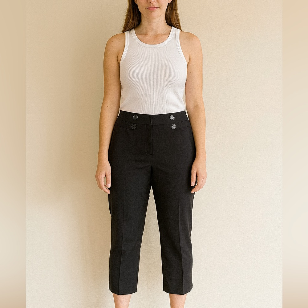 White House Black Market Black Crop Capri Pants